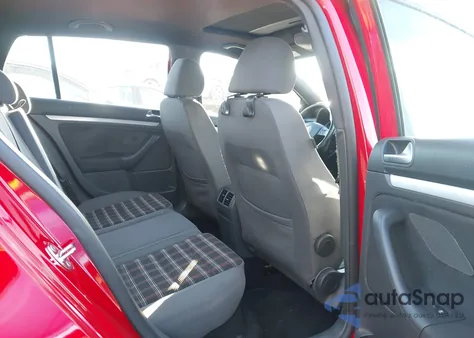 2009 Volkswagen Gti 4-Door z USA, uszkodzony, nr VIN WVWHV71K79W124077